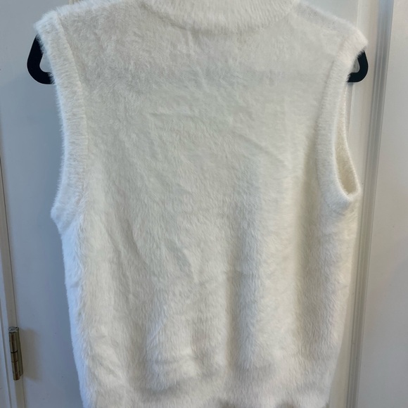 Rachel Zoe Sleeveless White Sweater - Picture 4 of 4